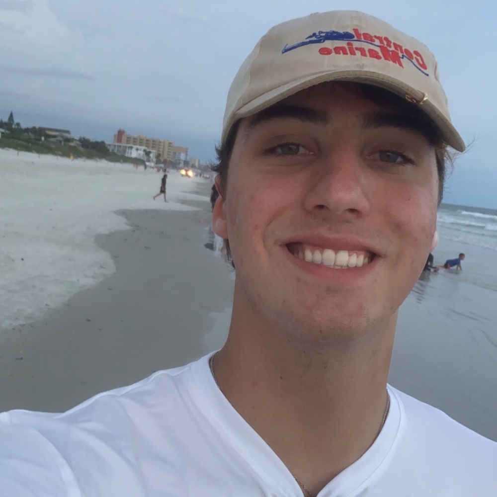 Meet your Posher, Max